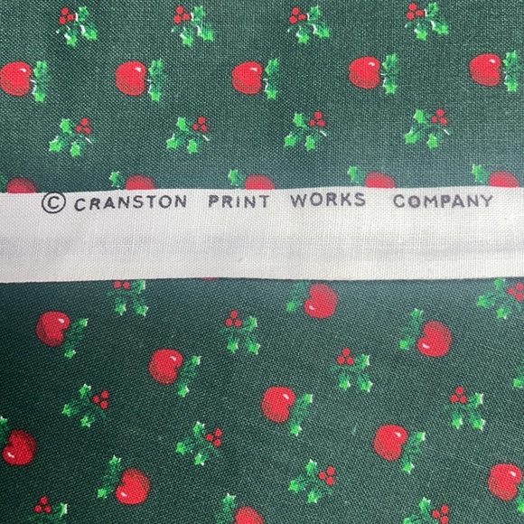 Large piece of Christmas fabric for crafts and sewing - Picture 7 of 7